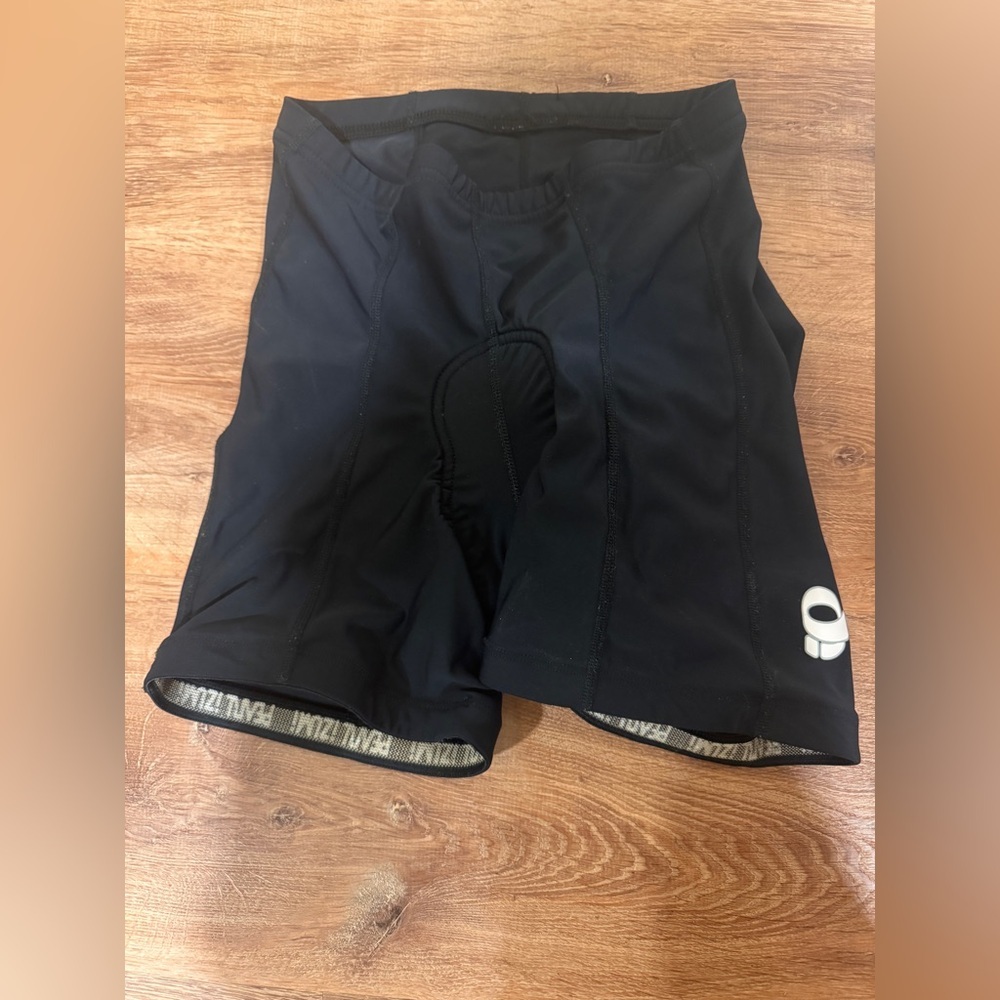 Pearl izumi black padded bike shorts​